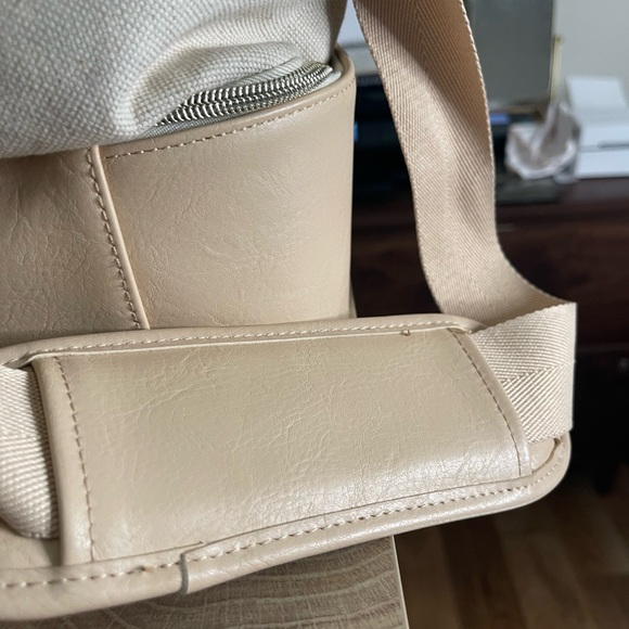 BÉIS The Weekender Bag – Beige – Excellent Condition - Picture 5 of 8